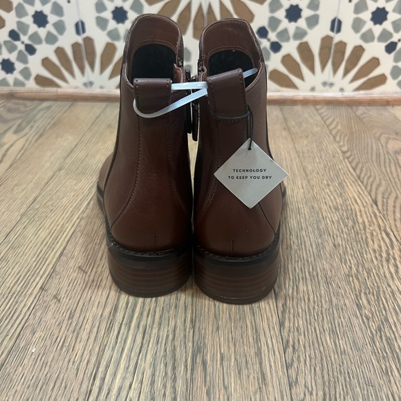 NWT Cole Haan Leather Waterbroof River Chelsea Bootie- Brown Size 6 - Picture 4 of 12